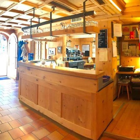 Garni La Casetta Hotel Livigno Kültér fotó