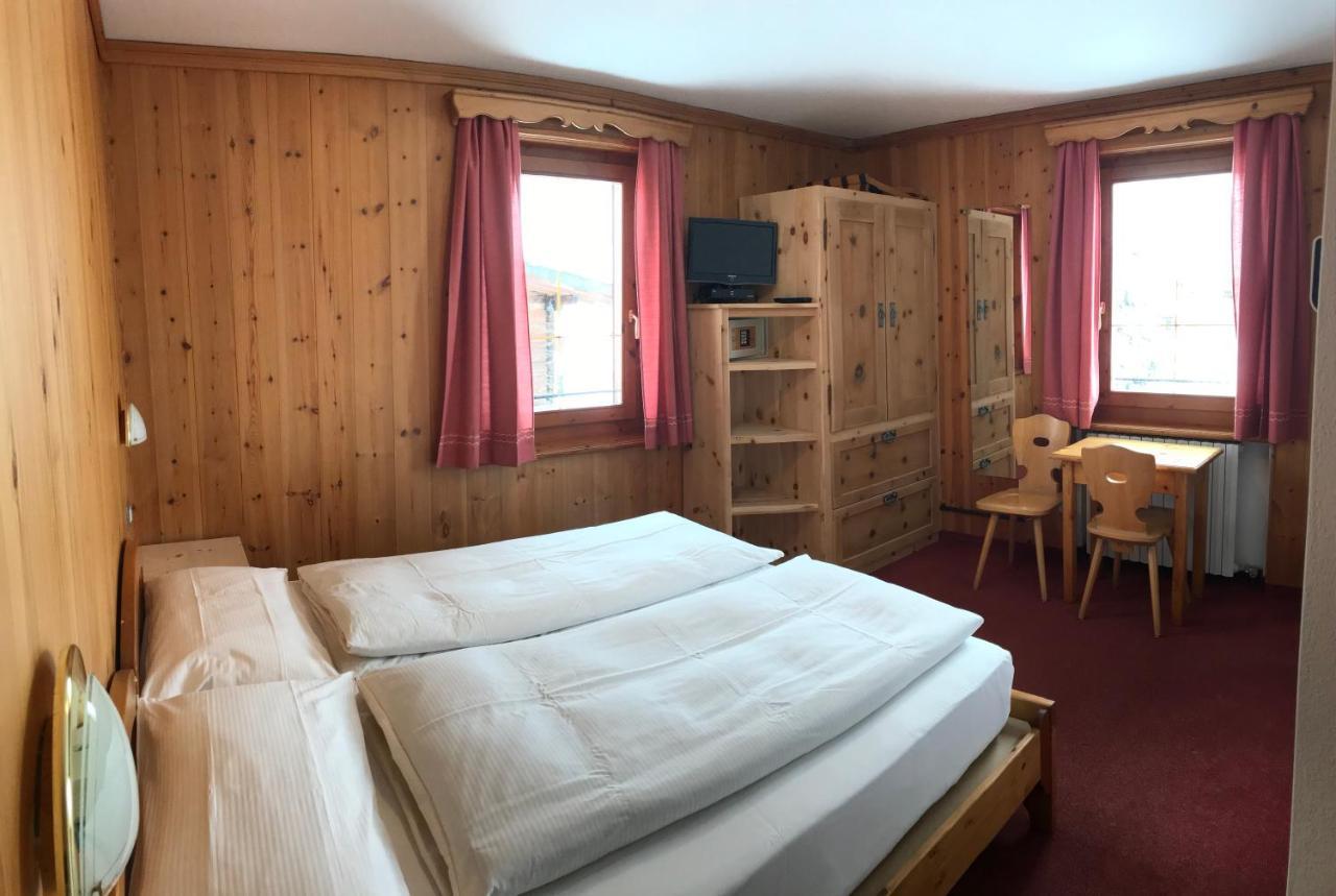 Garni La Casetta Hotel Livigno Kültér fotó